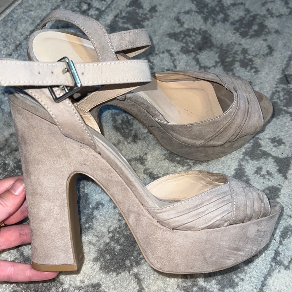 Tan Heels